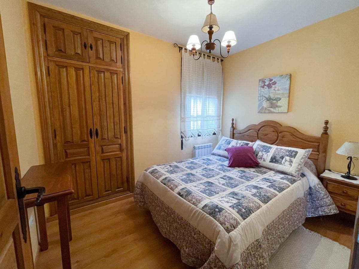 La Nava De Gredos Acogedor Piso Con Vistas Daire Navarredonda de Gredos Dış mekan fotoğraf